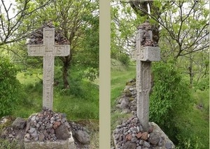 GR 65 entre Saint-Christophe-sur-Dolaizon et Montbonnet : croix de Lic