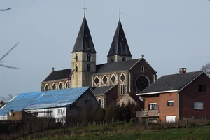 GR 512 : église de Neerijse