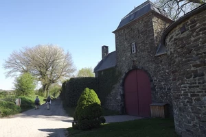 GRP 127 : Villers-la-Ville, ferme de l'abbaye