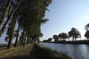 GR 5A entre Nieuport et Middelkerke, canal Plassendale-Nieuport