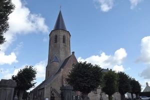 GR 5A : Meetkerke, Onze-Lieve-Vrouw-Hemelvaartkerk