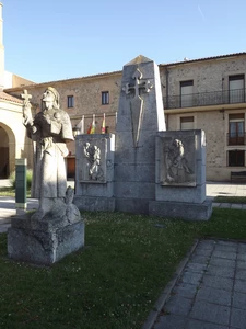 Camino Francés : Santo Domingo de la Calzada, sculpture