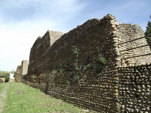 Camino Francés : Mansilla de las Mulas, murailles