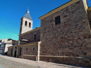 Hospital de Órbigo, église San Juan Bautista