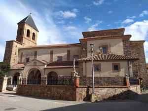 Villares de Órbigo, église Santiago Apóstol