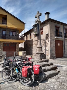 Molinaseca, croix du Santo Cristo