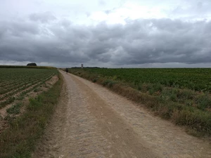 GR 121 entre Jodoigne et Roux-Miroir
