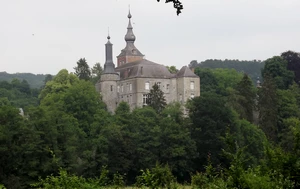 GRP 125 : château de Vierves