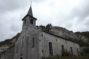 GR 126 : église de Houx