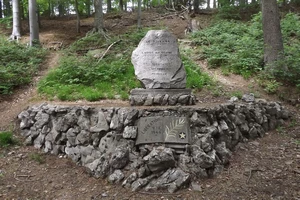 GR 15 entre Aywaille et Remouchamps, monument commémorant la libération d’Aywaille
