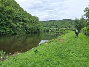 GR 16 entre Les Hautes-Rivières et Naux