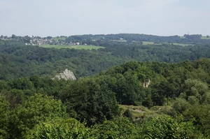 GR 571 entre Chambralles et Martinrive, vue sur la vallée de l'Amblève