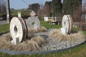 GR 579 : Awirs, monument des 12 moulins