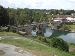 GR 65 : Navarrenx, pont sur le gave d'Oloron