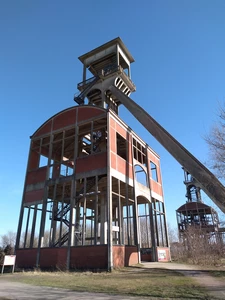 Eisden, Terhills chevalement