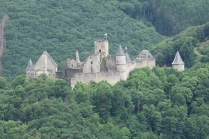 Sentier du Nord : château de Bourscheid
