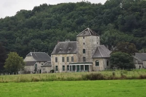 GR 57 : Hamoir, château de Renne