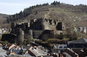 GR 57 : château de La Roche-en-Ardenne